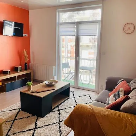 Cosy 50m De La